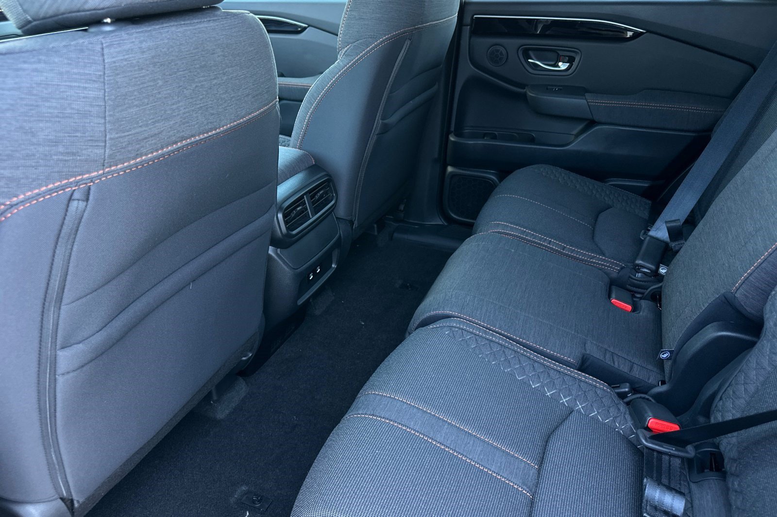 New 2026 Honda Pilot Sport image 27