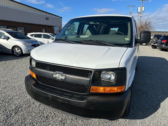 Used 2011 Chevrolet Express 1500 image 3