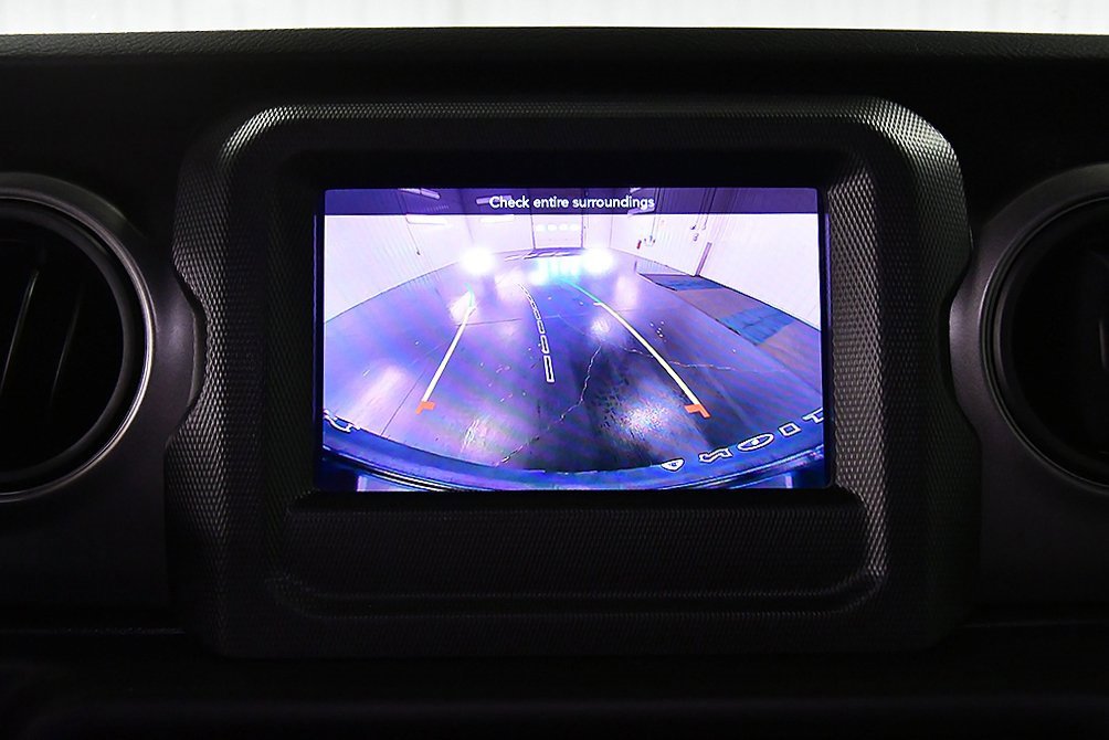 Used 2023 Jeep Wrangler Willys image 23