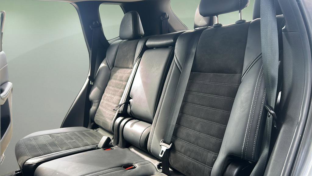 Used 2024 Mitsubishi Outlander SE image 11