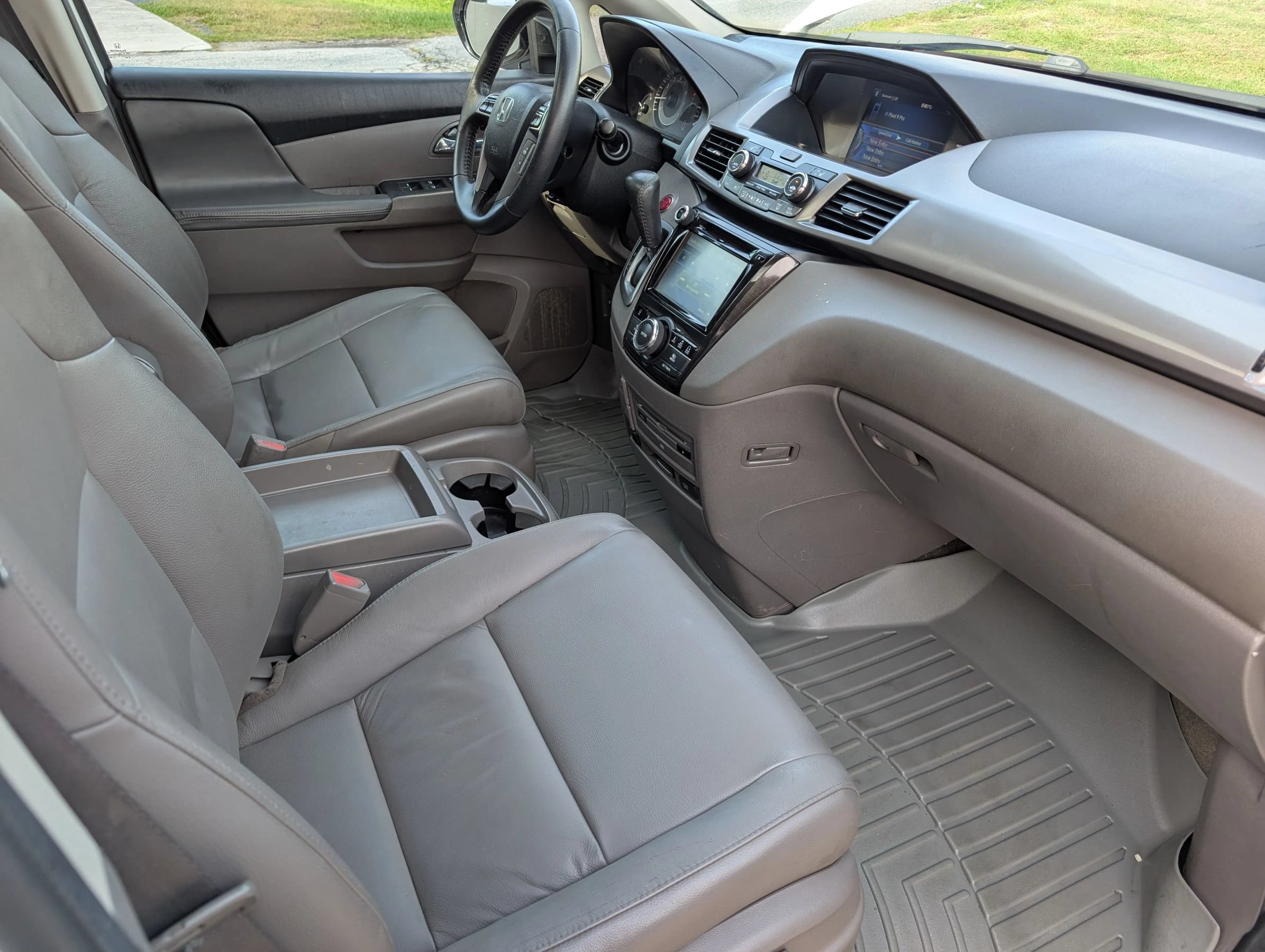 Used 2016 Honda Odyssey Touring Elite image 20