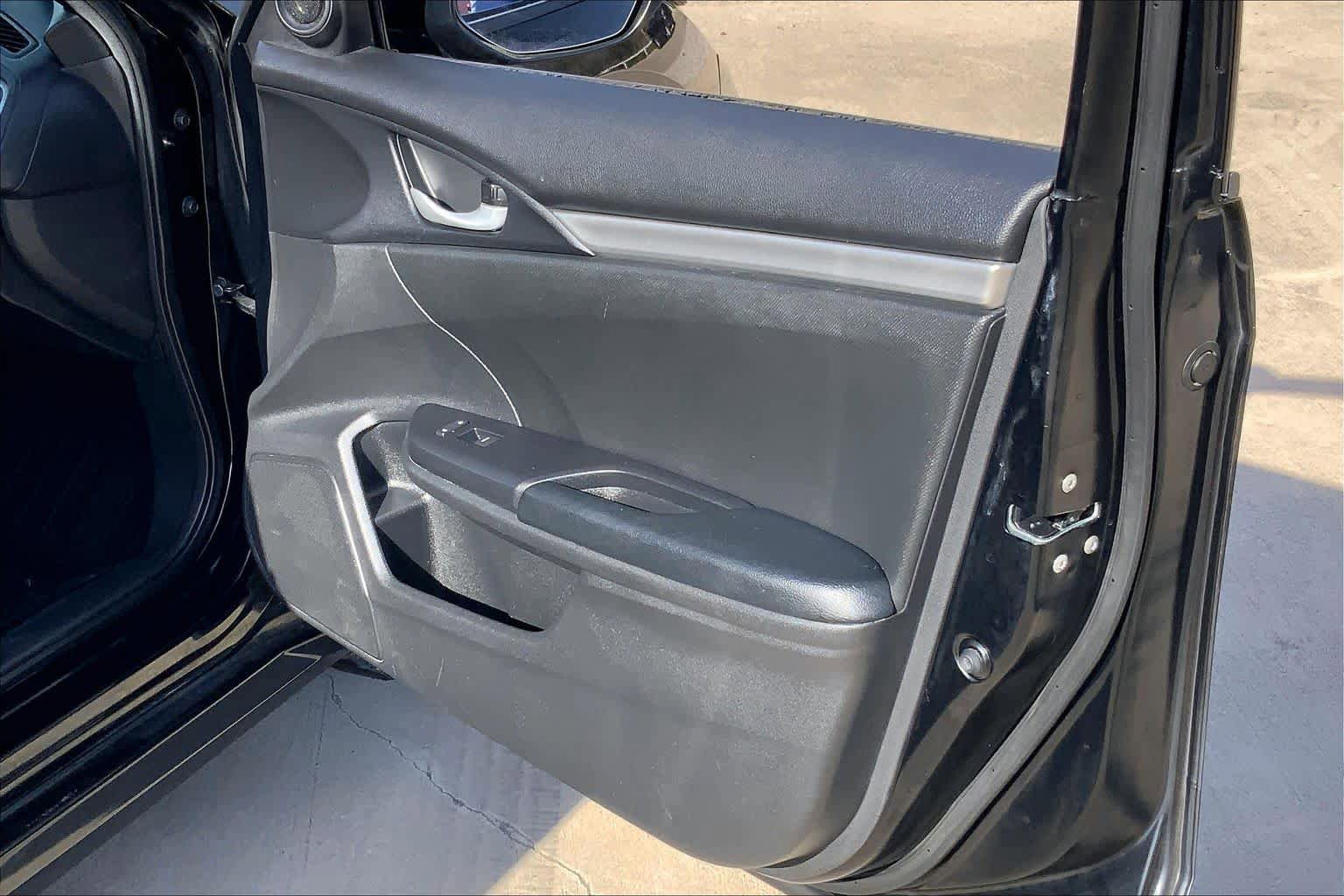 Used 2019 Honda Civic Sport image 23
