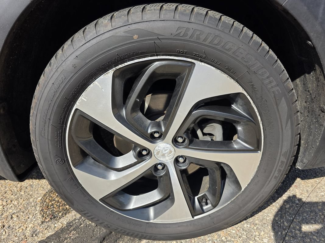 Used 2017 Hyundai Tucson Limited w/ Limited Ultimate Package 03 FWD image 42