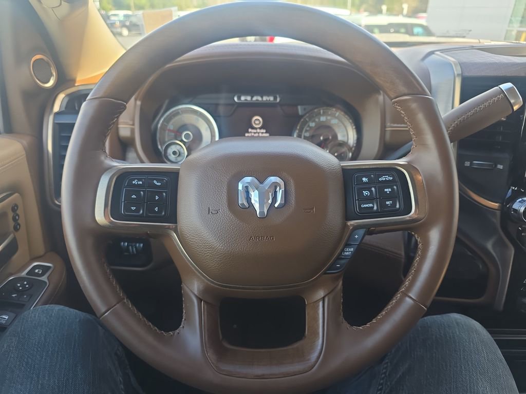 Used 2022 RAM 3500 Limited image 13