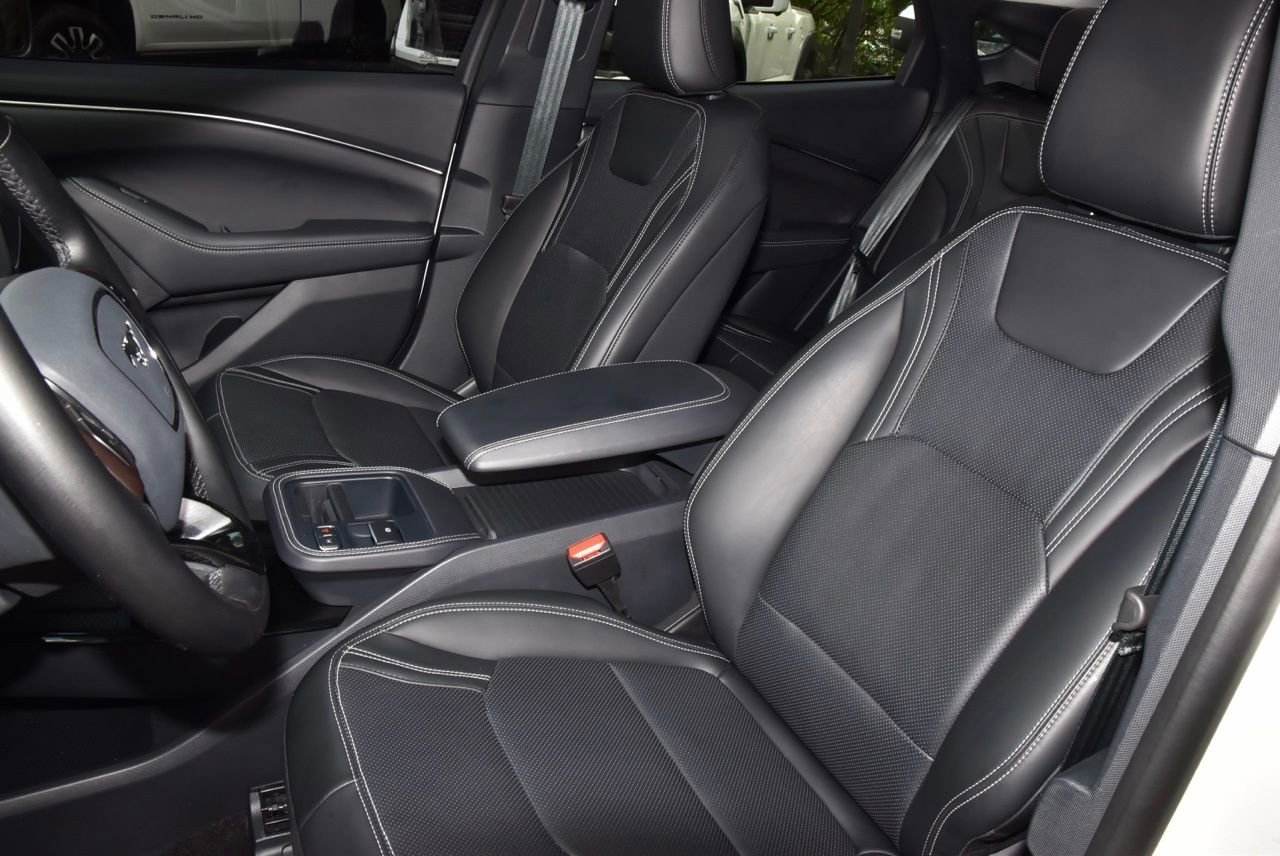 Certified 2025 Ford Mustang Mach-E Premium image 31