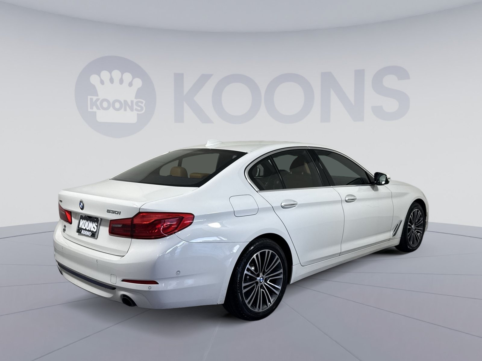 Used 2018 BMW 530i xDrive AWD/4WD image 7