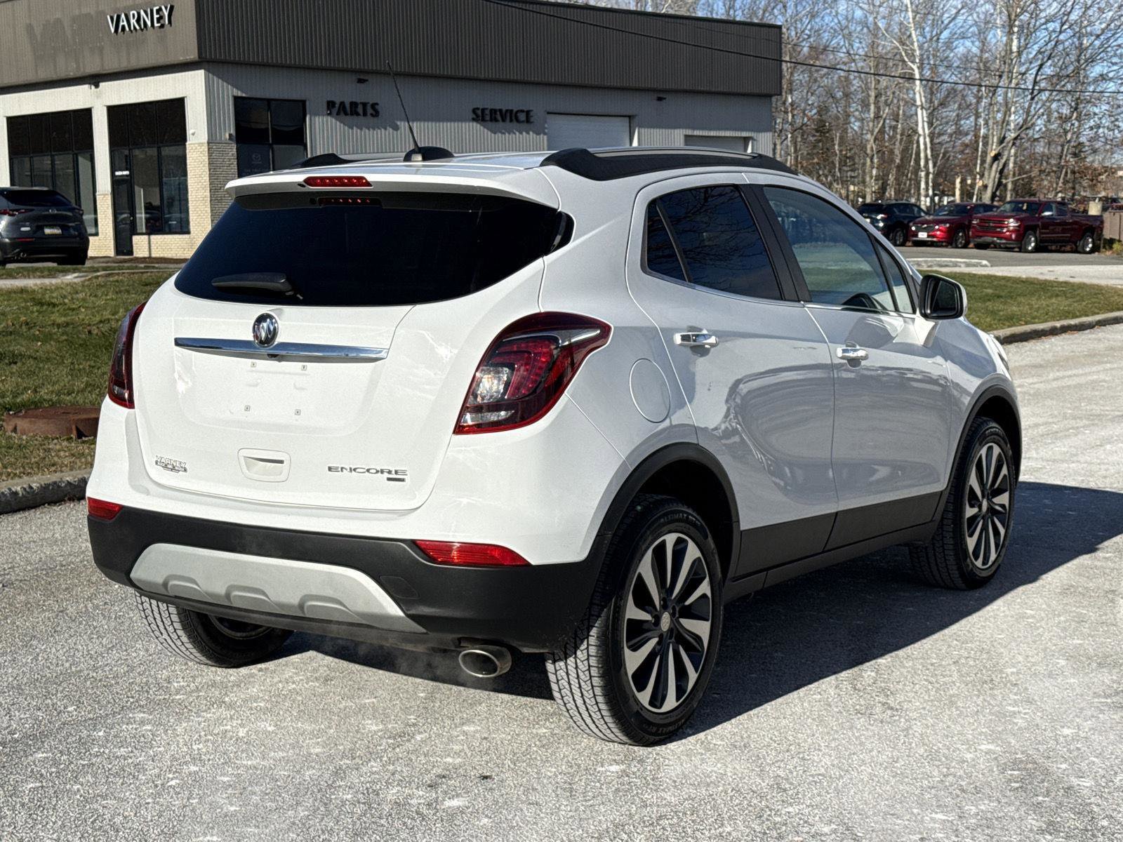 Used 2022 Buick Encore Preferred w/ Safety Package image 11