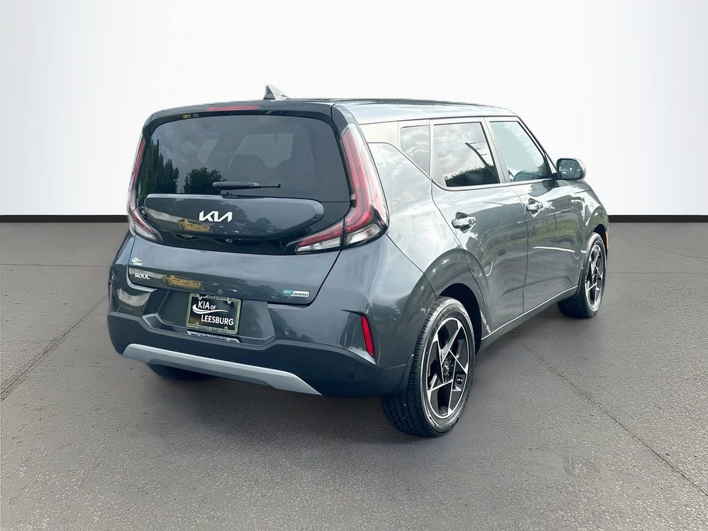 Certified 2023 Kia Soul EX FWD image 7
