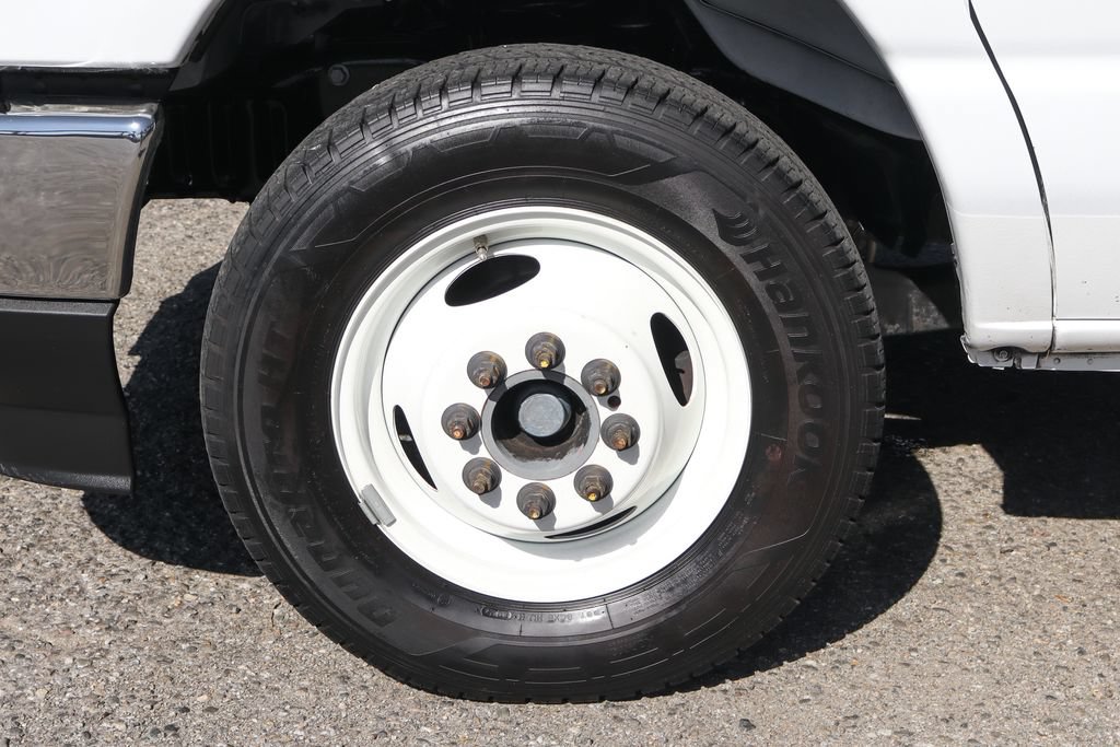 Used 2024 Ford E-350 and Econoline 350 Super Duty w/ Power Windows & Locks Group RWD image 38