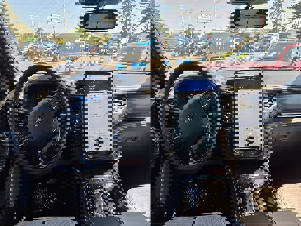 New 2025 Ford F150 Lightning Platinum image 10