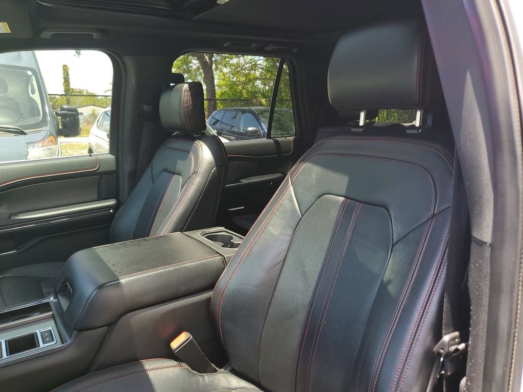 Used 2019 Ford Expedition Limited w/ Equipment Group 303A RWD image 20