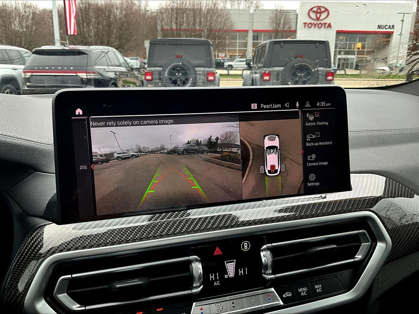 Used 2022 BMW X4 M40i w/ Parking Assistance Package AWD/4WD image 19