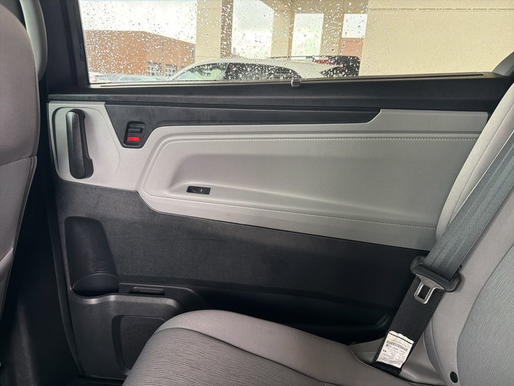 Used 2023 Honda Odyssey EX image 23