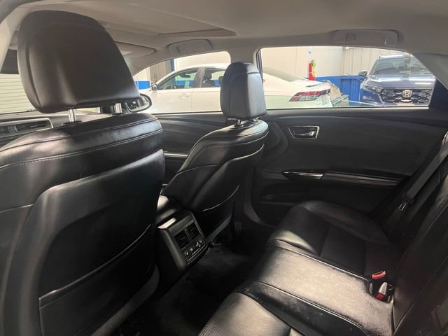 Used 2016 Toyota Avalon Limited w/ Toyota Safety Sense Package image 18