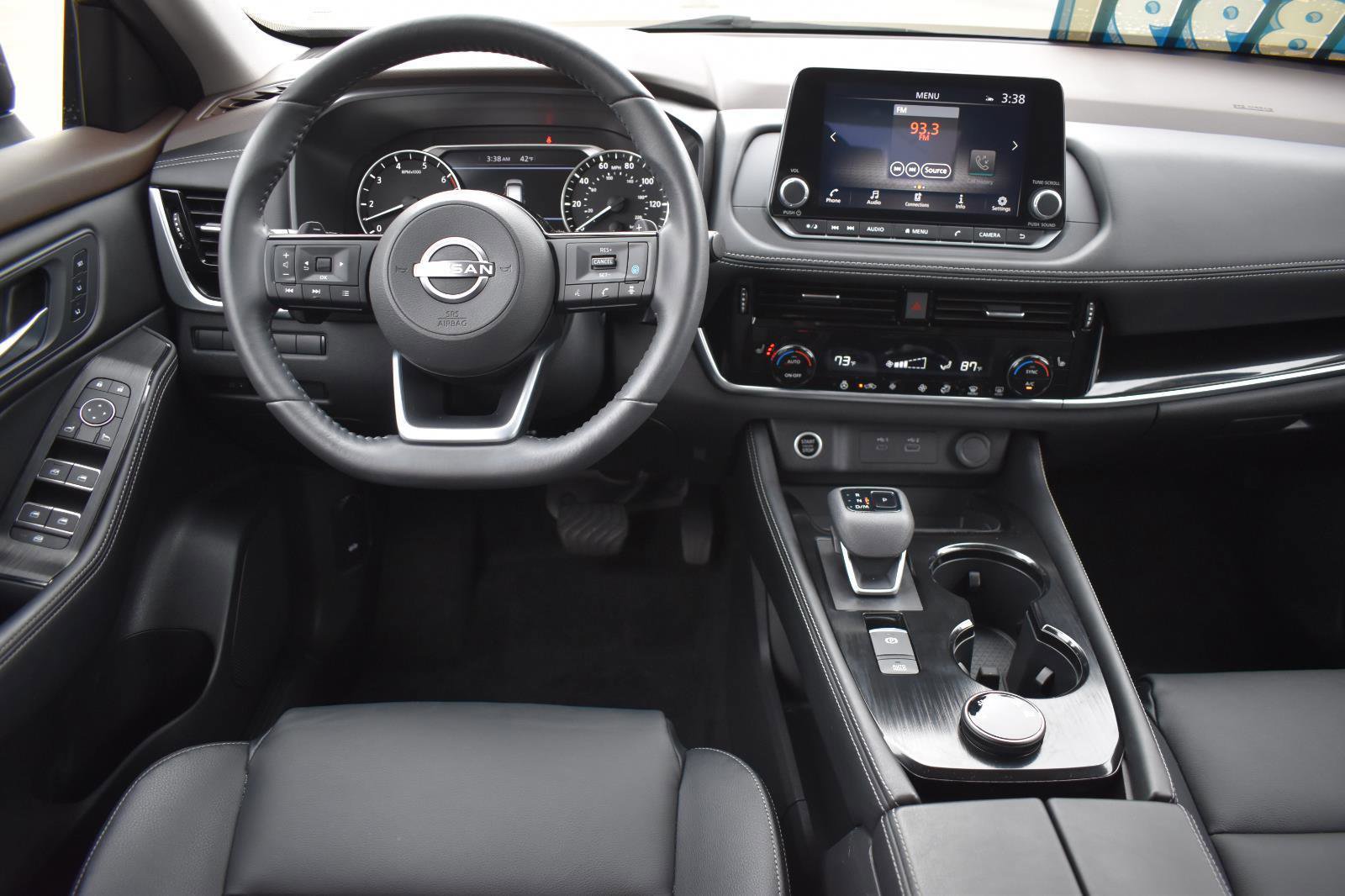 Used 2023 Nissan Rogue SL image 22