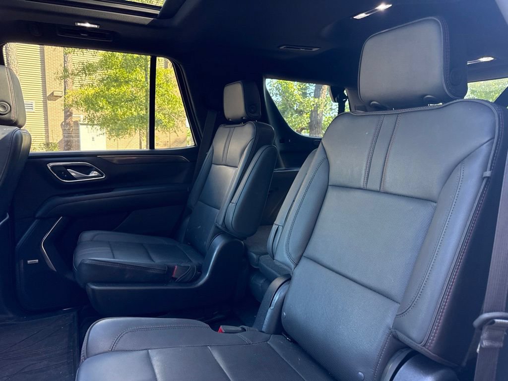 Used 2022 Chevrolet Tahoe RST w/ Luxury Package RWD image 22