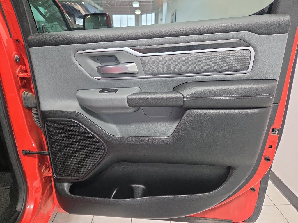Used 2020 RAM 1500 Big Horn AWD/4WD image 16