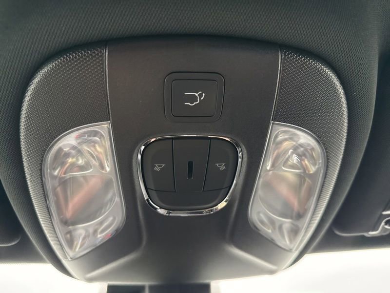 New 2026 Jeep Compass Limited image 32