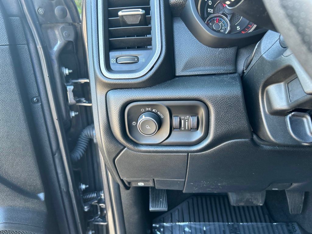 Used 2019 RAM 2500 Tradesman AWD/4WD image 24