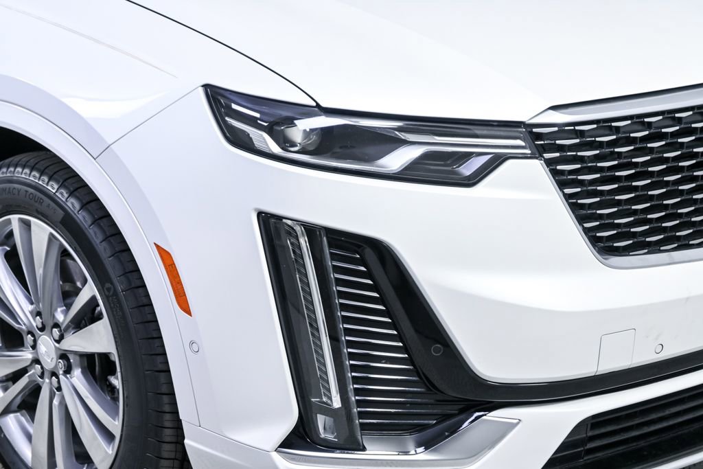 Used 2022 Cadillac XT6 Premium Luxury w/ Technology Package image 16