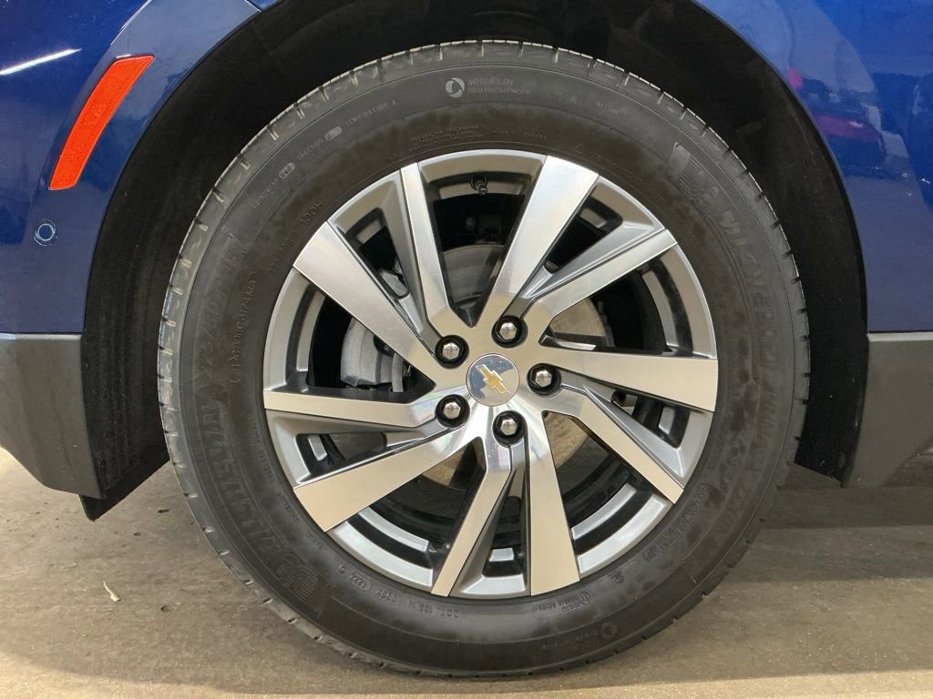 Used 2023 Chevrolet Equinox Premier image 31