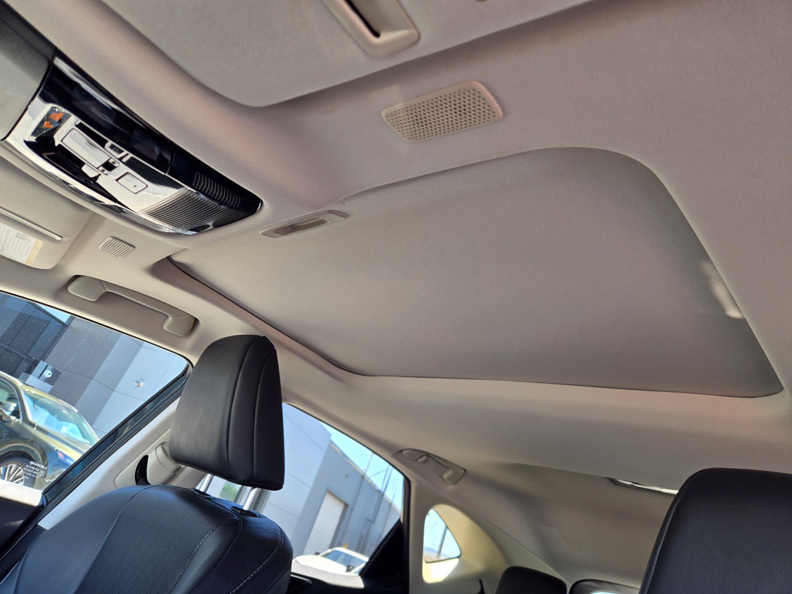 Used 2025 Lexus NX 350h AWD w/ Accessory Package (2T) image 11
