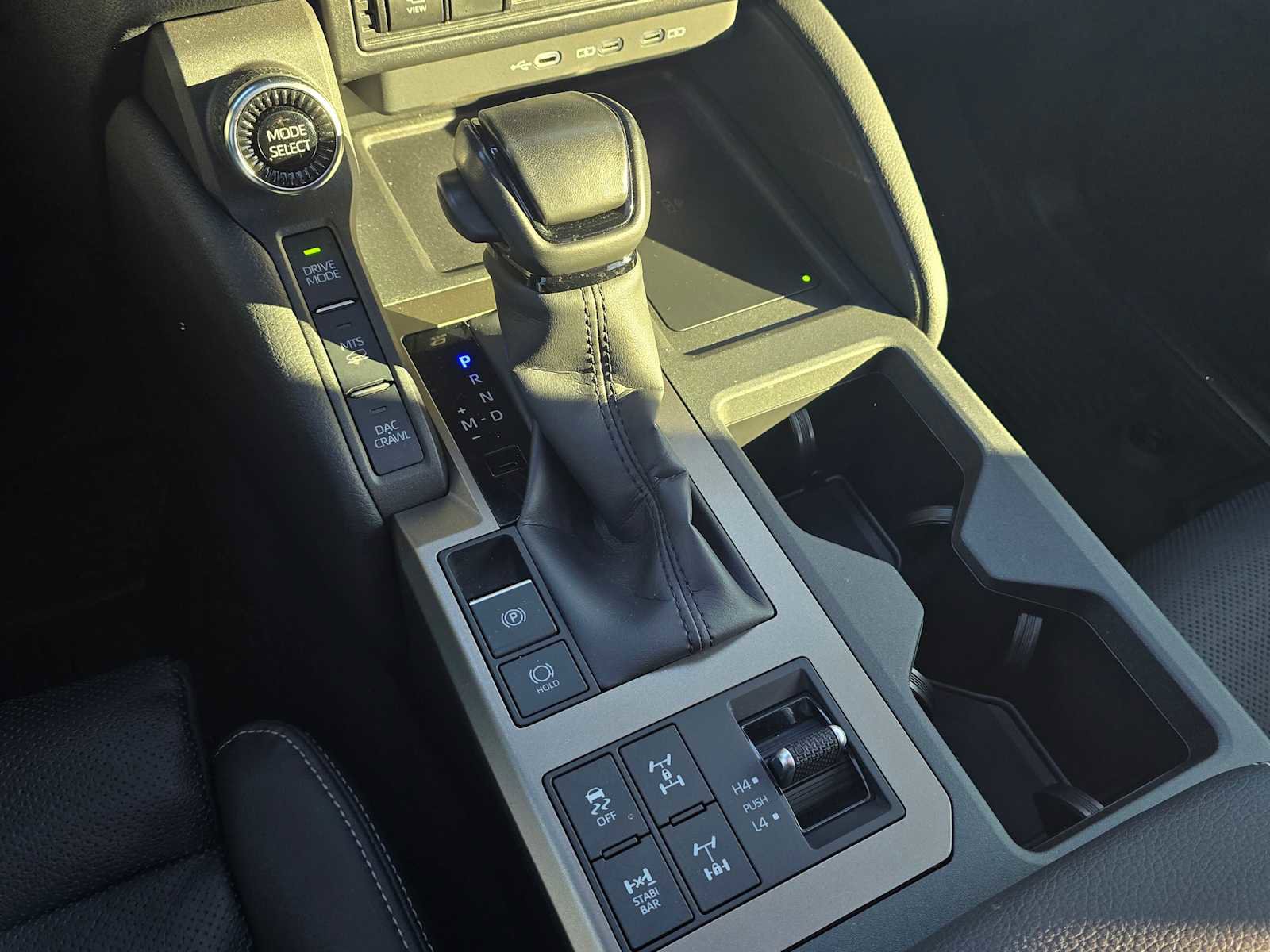 Certified 2024 Toyota Land Cruiser image 26