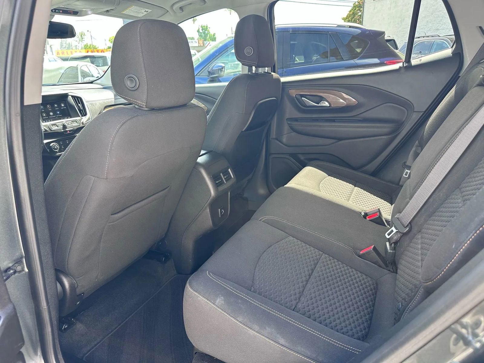 Used 2018 GMC Terrain SLE image 28