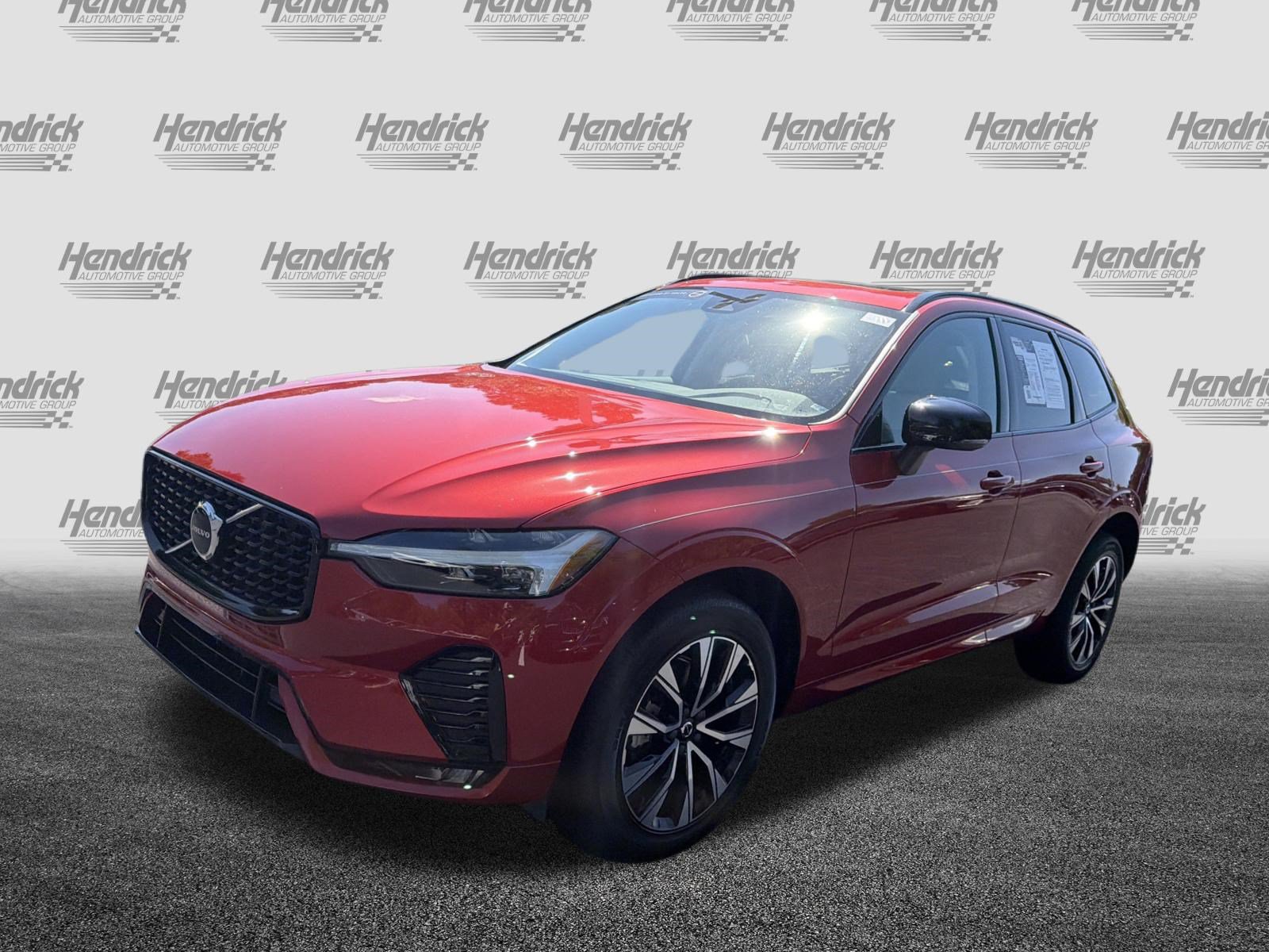 Certified 2024 Volvo XC60 B5 Core w/ Protection Package AWD/4WD image 7