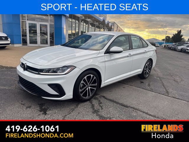 Used 2026 Volkswagen Jetta Sport FWD image 2
