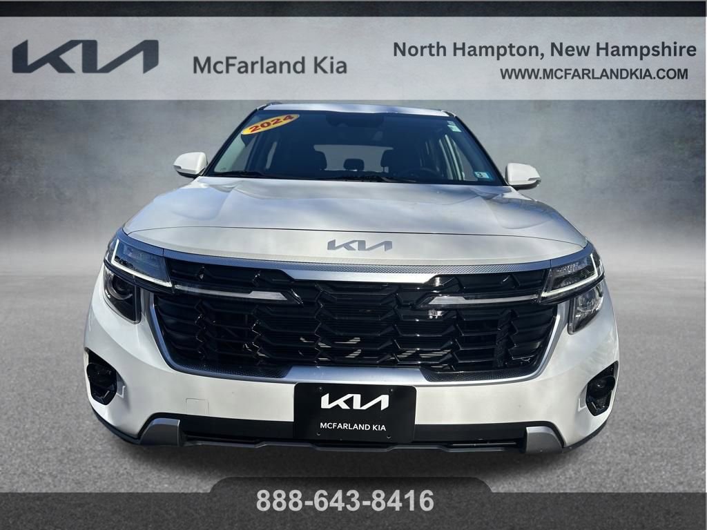 Used 2024 Kia Seltos EX image 10