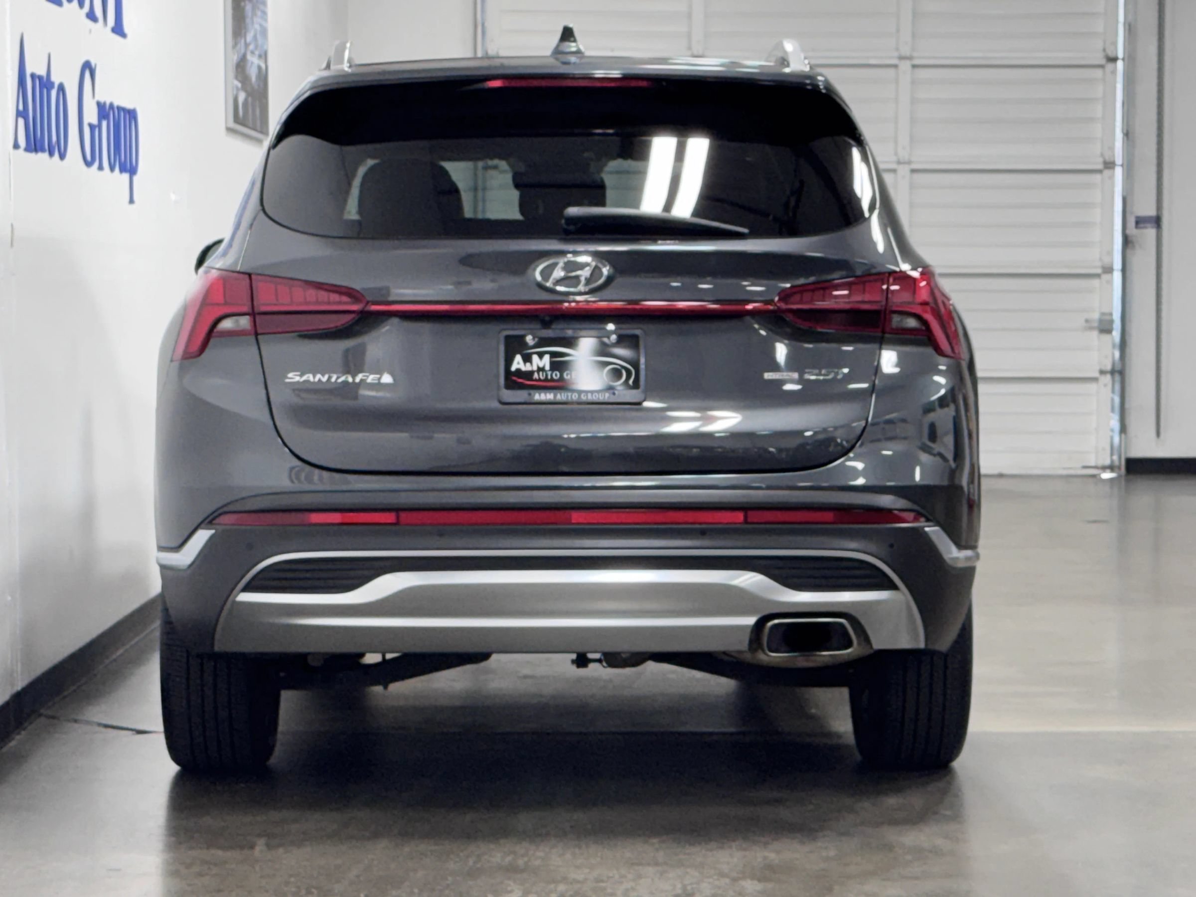 Used 2021 Hyundai Santa Fe Limited AWD/4WD image 5