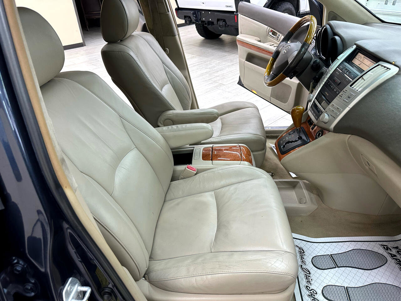 Used 2006 Lexus RX 330 image 38