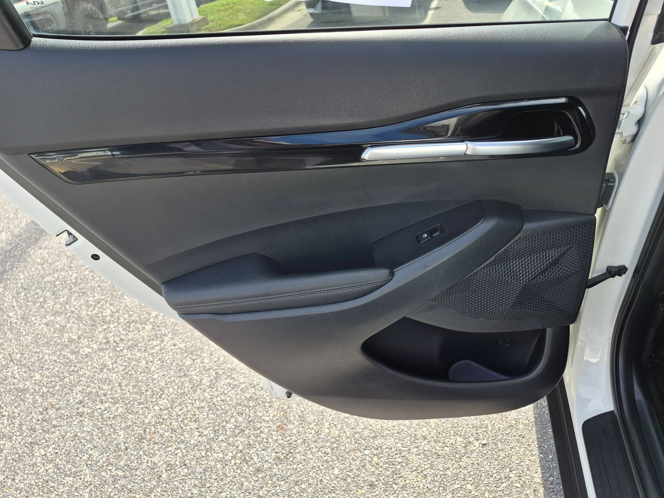 Used 2024 Kia Seltos S FWD image 27