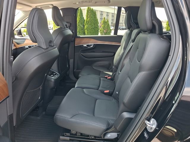 Used 2023 Volvo XC90 B6 Plus w/ Protection Package Premier image 10