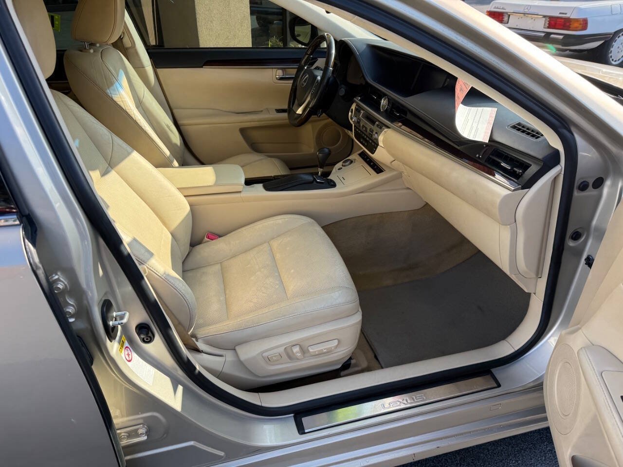 Used 2014 Lexus ES 350 FWD image 9