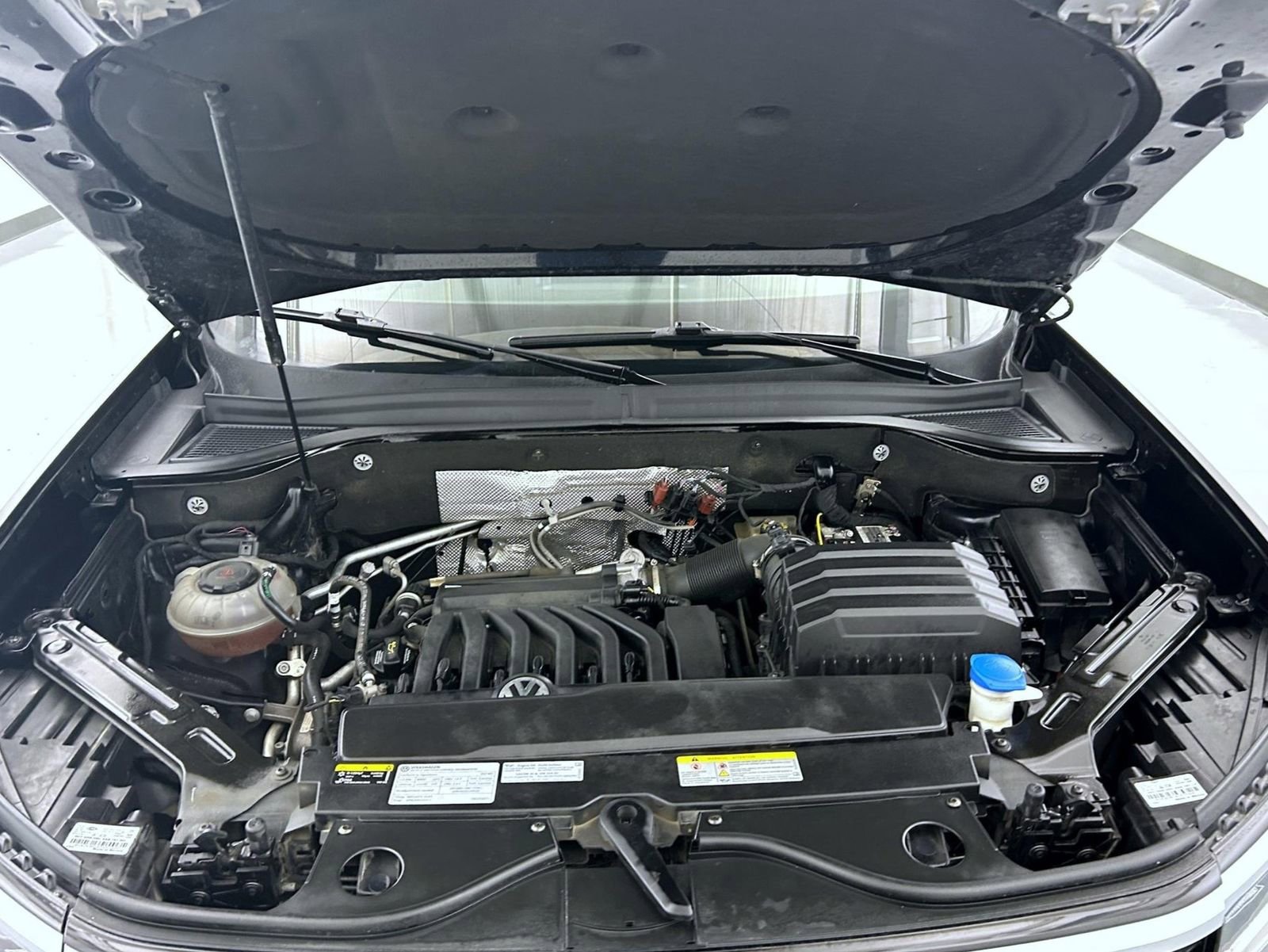 Used 2021 Volkswagen Atlas SE image 26