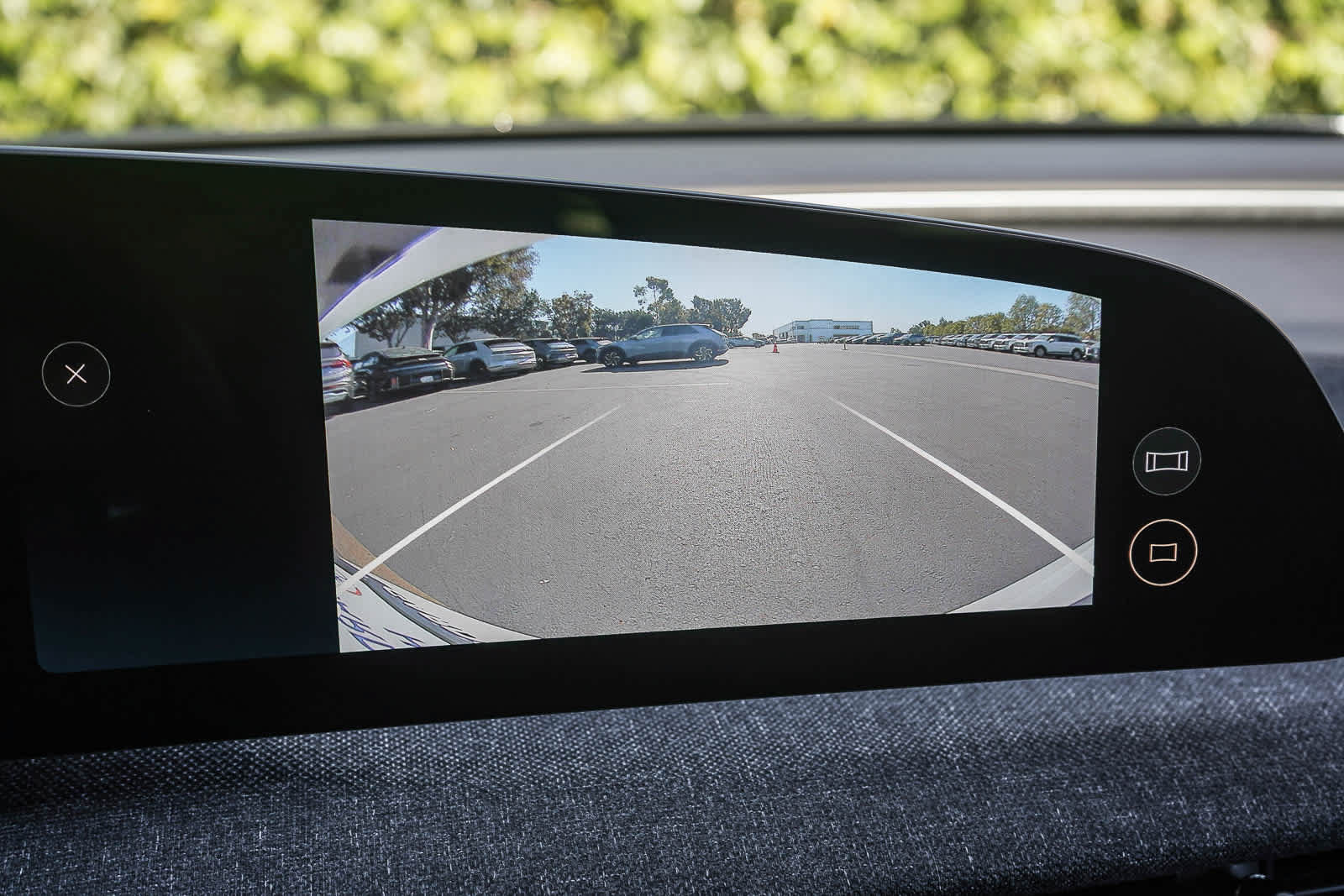 Used 2024 Lucid Air Pure RWD image 23