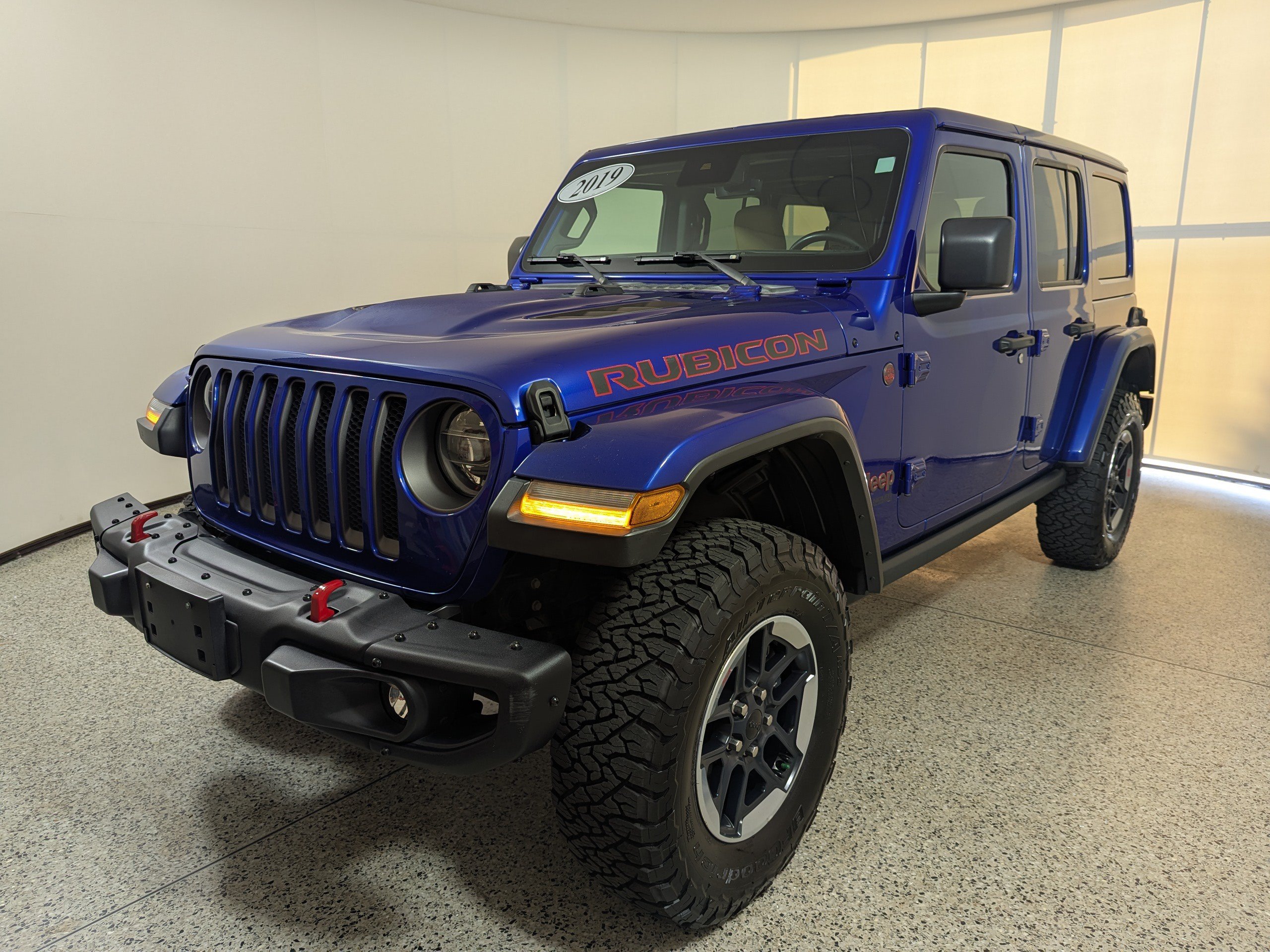 Used 2019 Jeep Wrangler Unlimited Rubicon w/ Dual Top Group AWD/4WD image 3