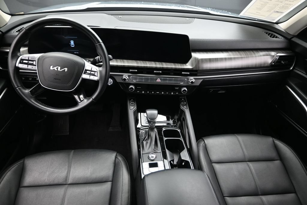 Used 2025 Kia Telluride EX FWD image 14