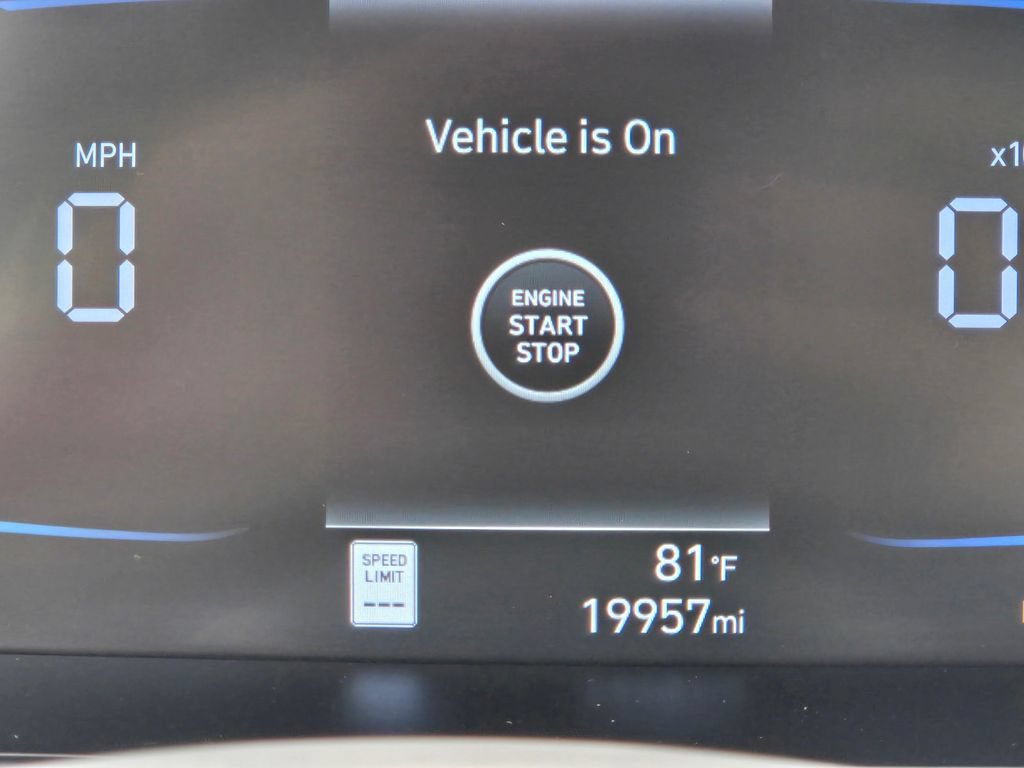 Certified 2025 Hyundai Elantra Sport w/ Cargo Package FWD image 35