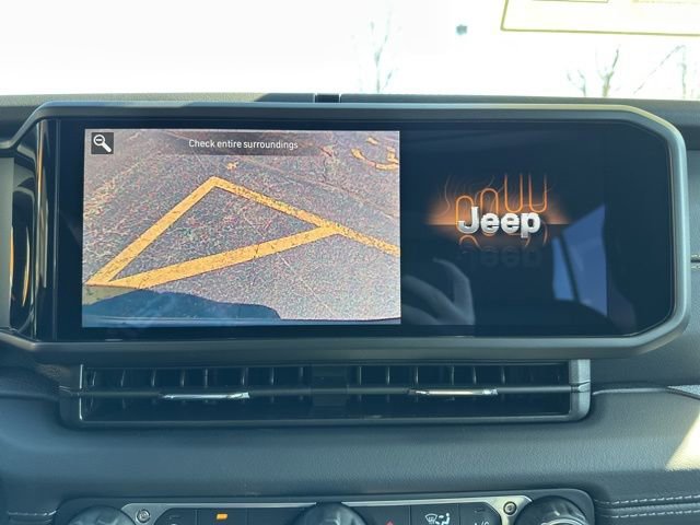 New 2025 Jeep Gladiator Sport w/ Premium Package image 38
