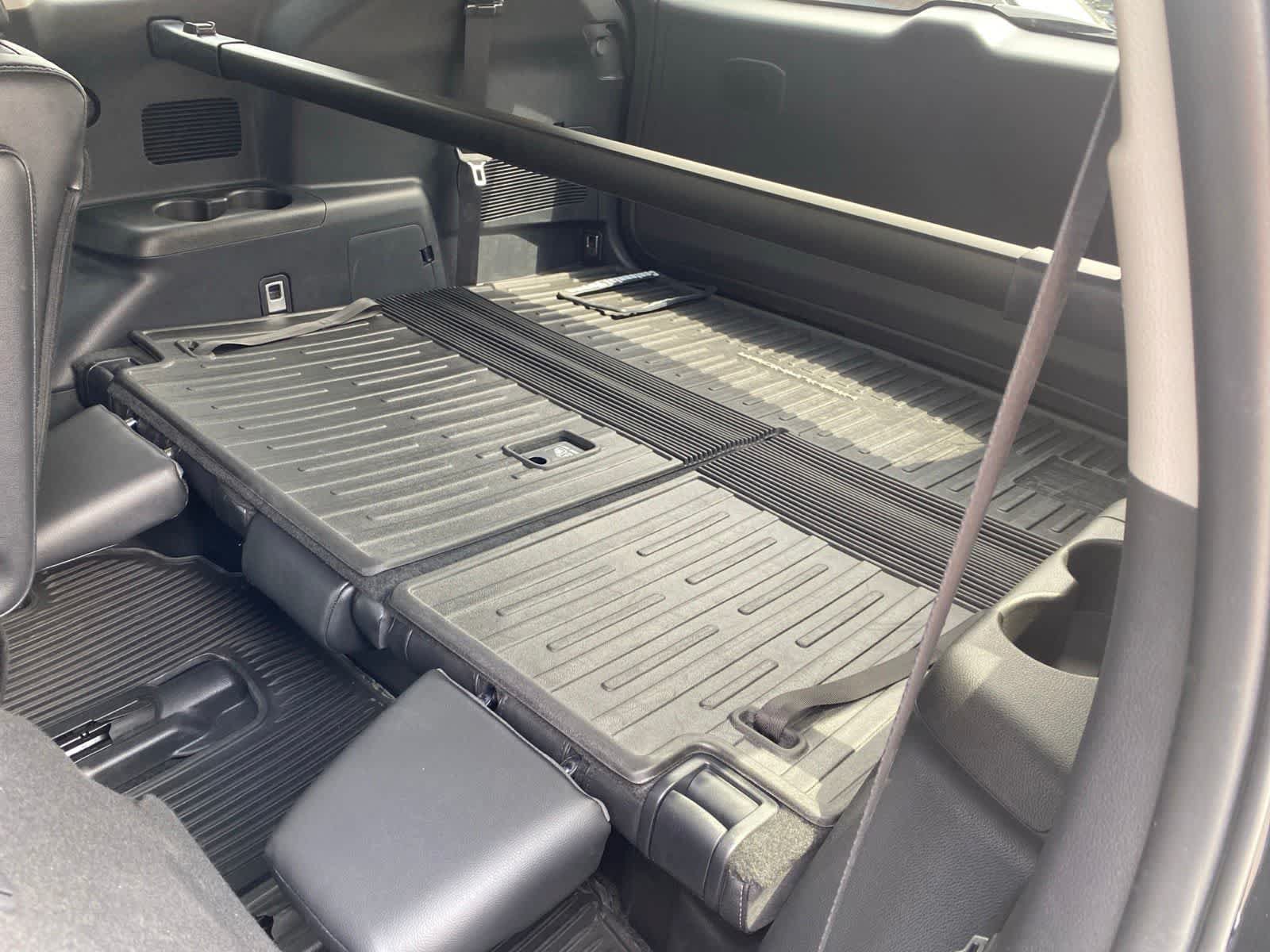 Used 2025 Toyota Highlander Platinum AWD/4WD image 15
