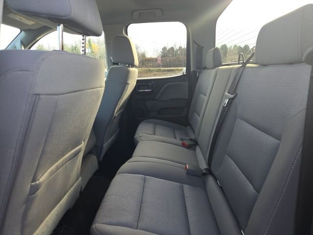 Used 2018 Chevrolet Silverado 1500 Custom w/ Custom Value Package image 33