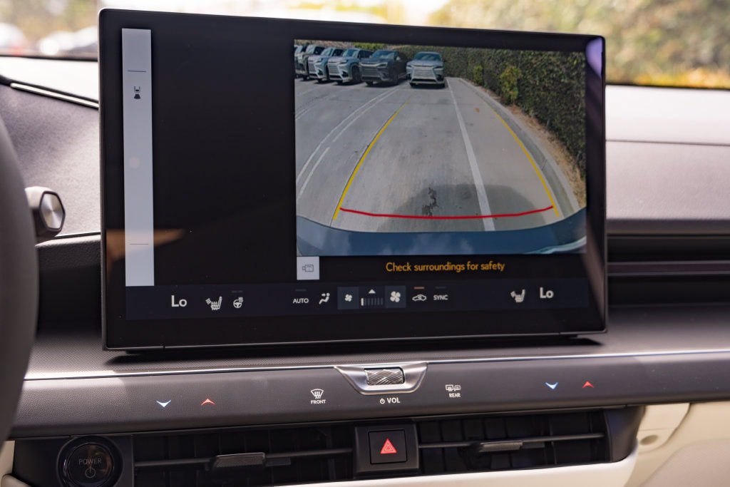 New 2026 Lexus ES 350h w/ Convenience Package FWD image 14