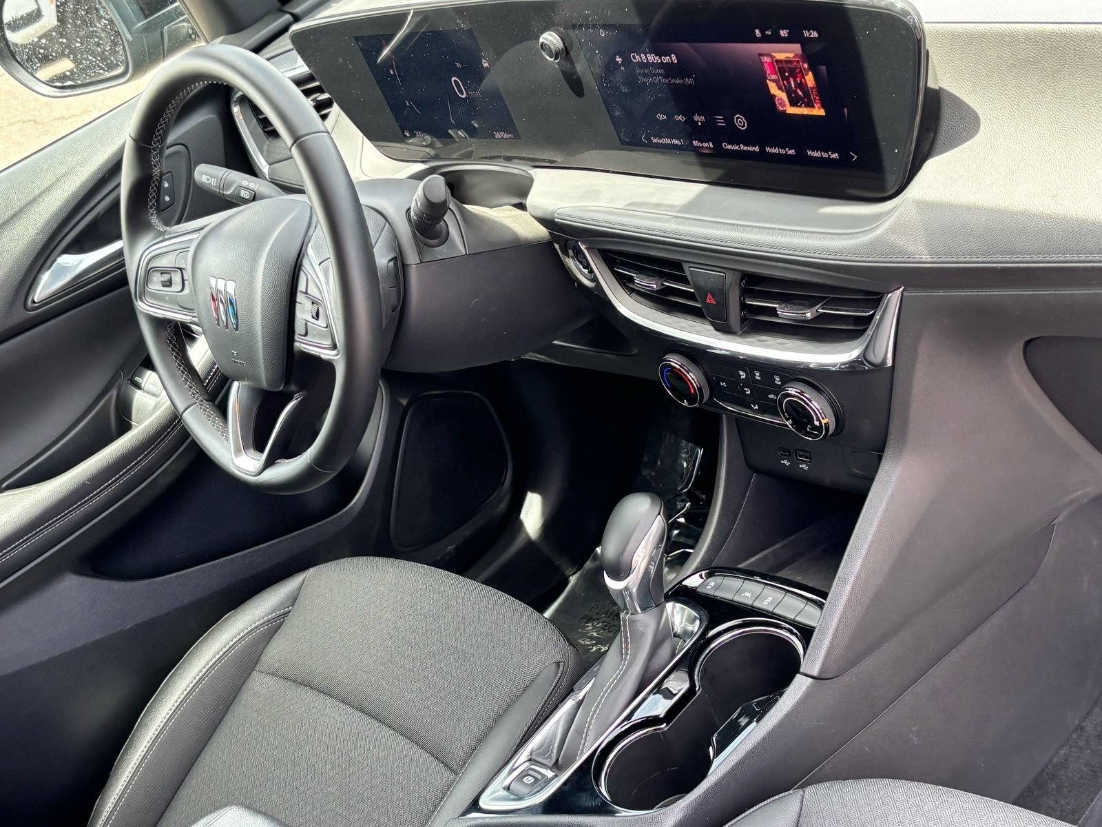 Used 2025 Buick Encore GX Preferred FWD image 9
