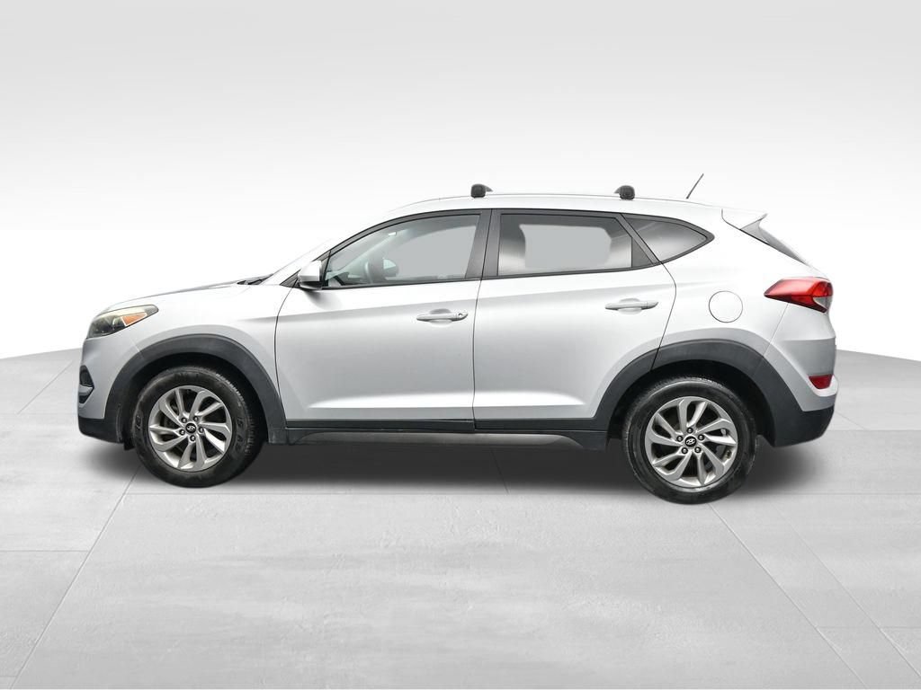 Used 2016 Hyundai Tucson SE w/ Option Group 02 AWD/4WD image 2