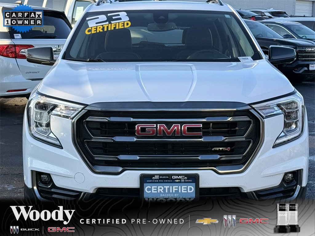 Certified 2023 GMC Terrain AT4 image 3
