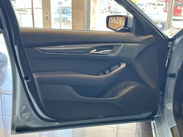 New 2026 Cadillac CT5 V image 8