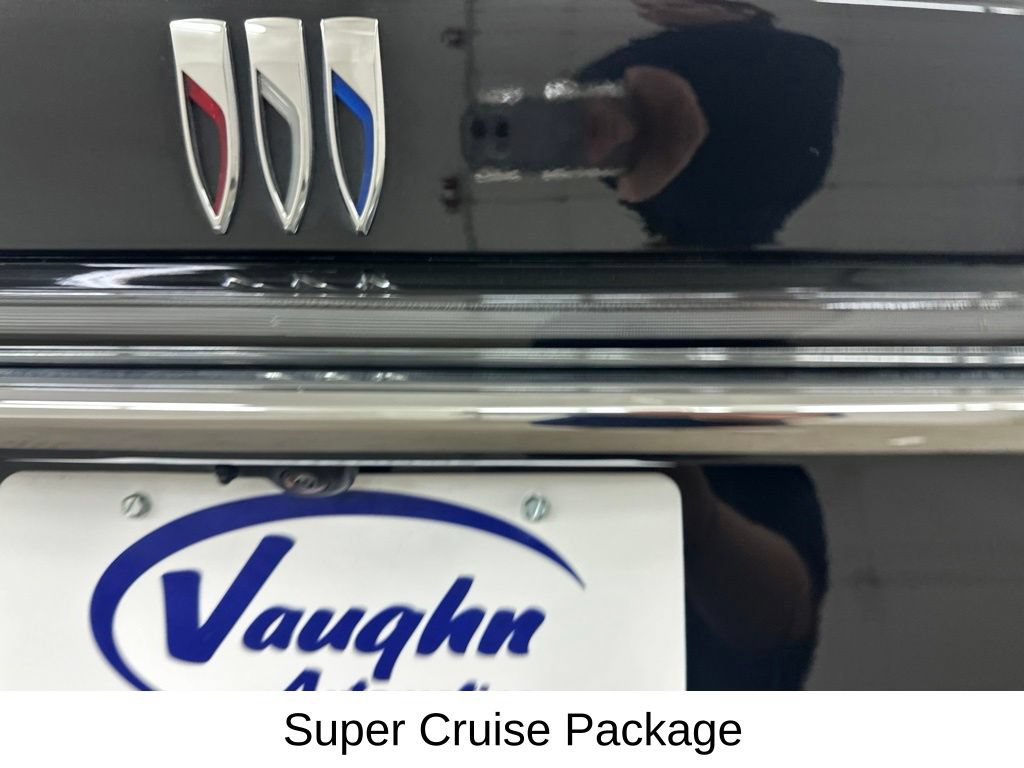 Used 2026 Buick Enclave Avenir w/ Super Cruise Package AWD/4WD image 16